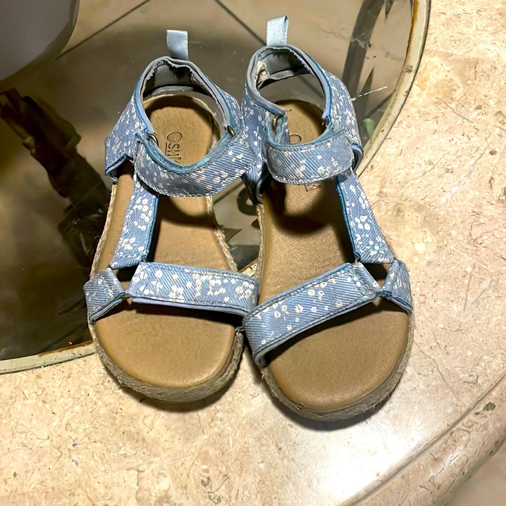 OshKosh Blue Sandals